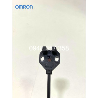 Cảm biến quang Omron EE-SX771 5 - 24 VDC Japan